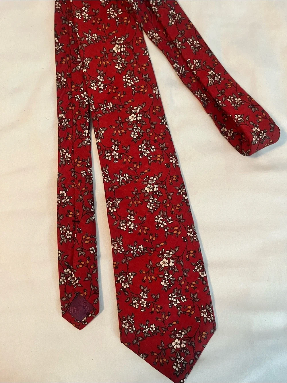 Liberty of London Men's Red Floral Tie - Classic Pattern